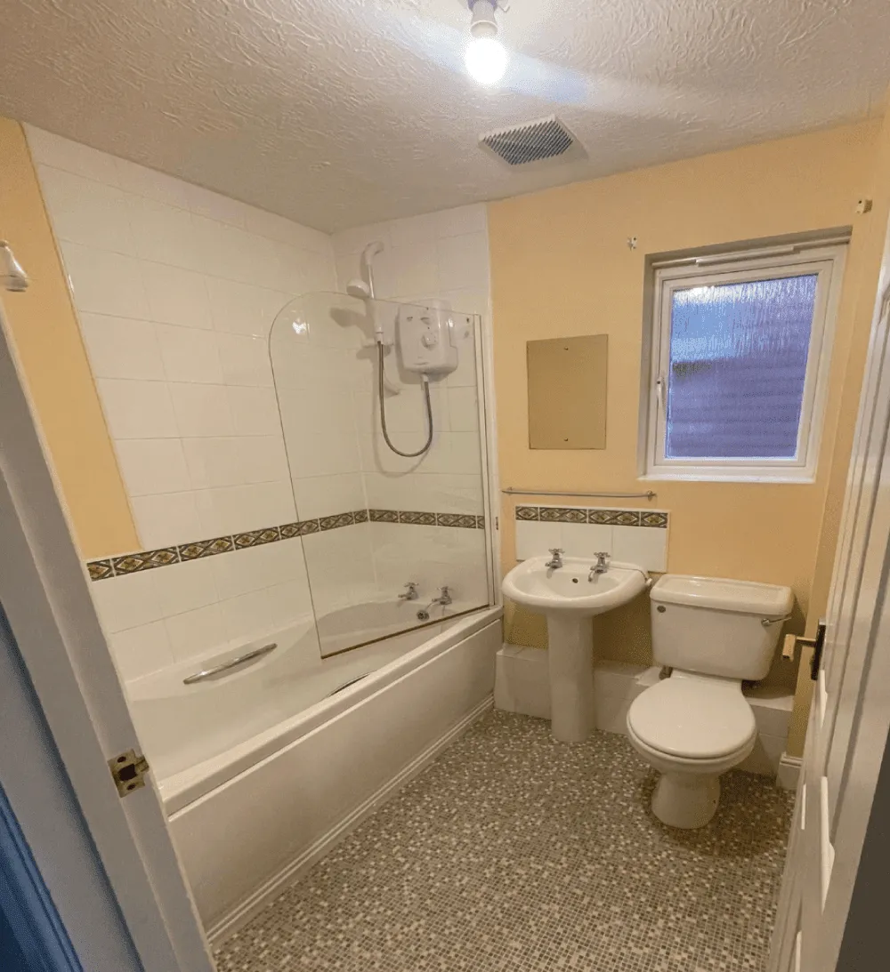 Mrs E, Wellington Before Bathroom