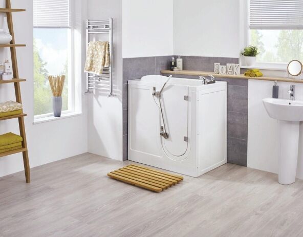 Rudham extra-wide walk-in bath shown with optional luxury upgrades
