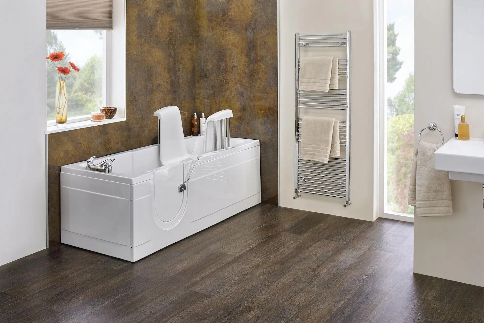 Stowbridge family walk-in bath with removable powered lifting seat.