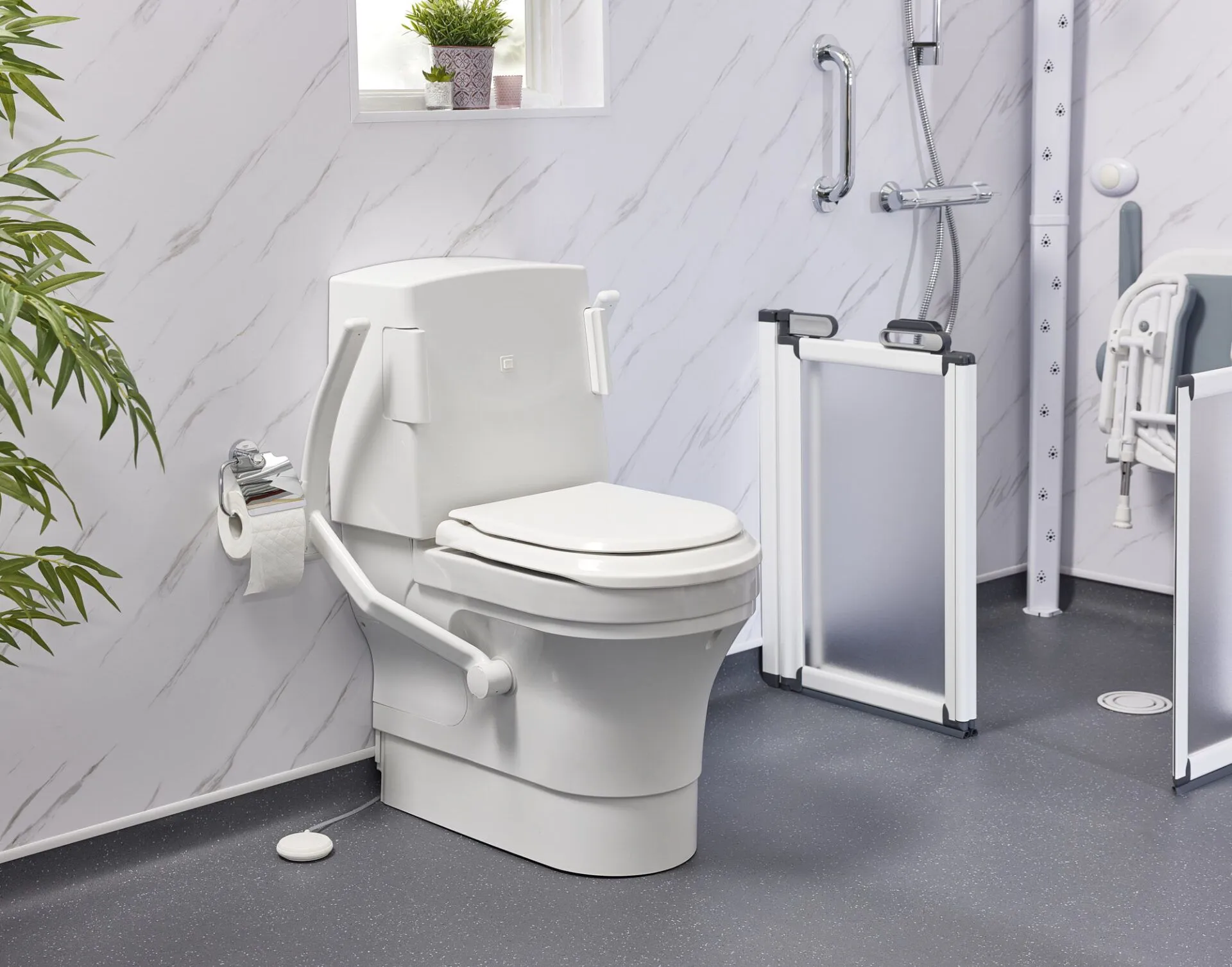 Accessible toilet and washbasin installation by EA Mobility