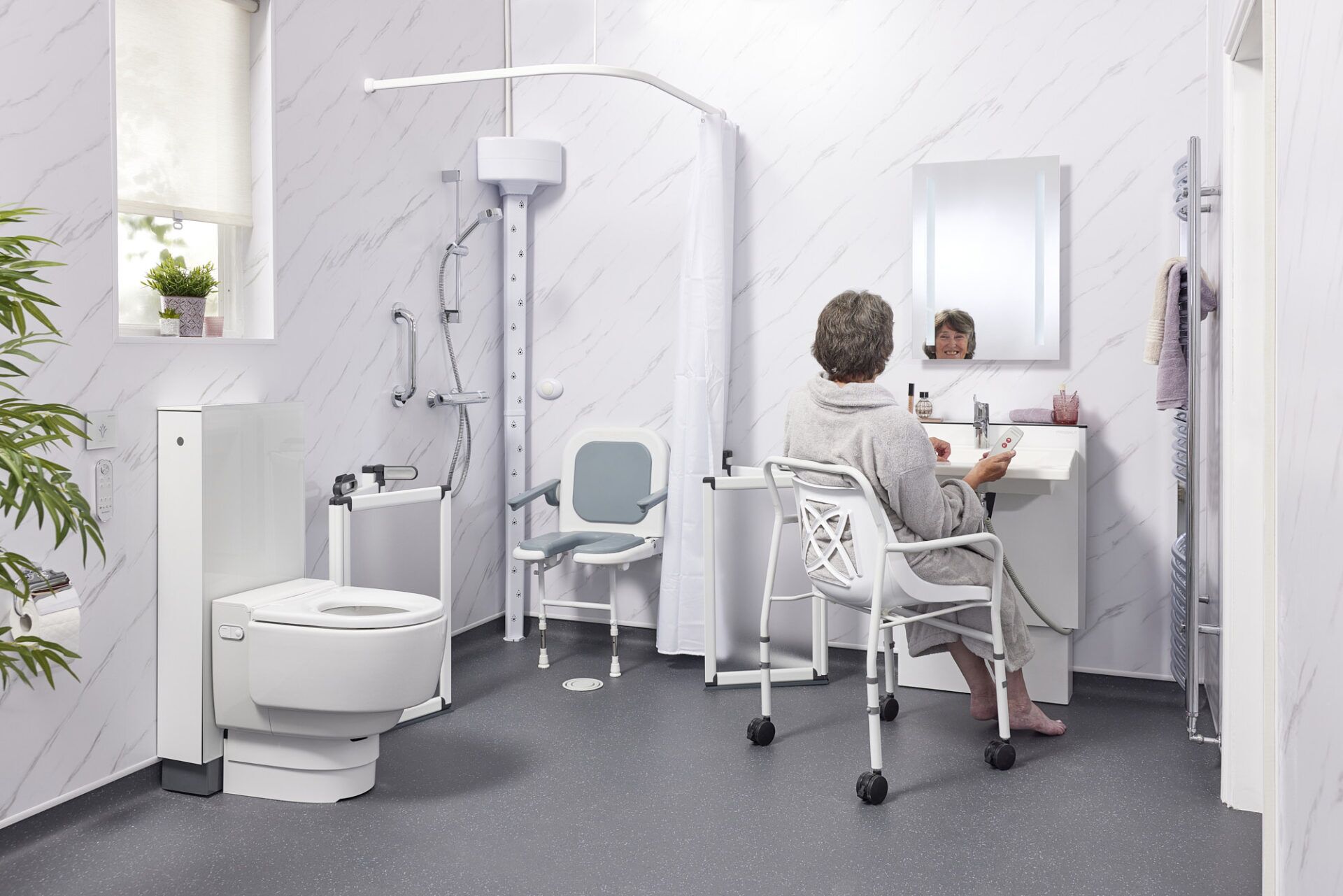 Height-adjustable accessible wash hand basin from EA Mobility