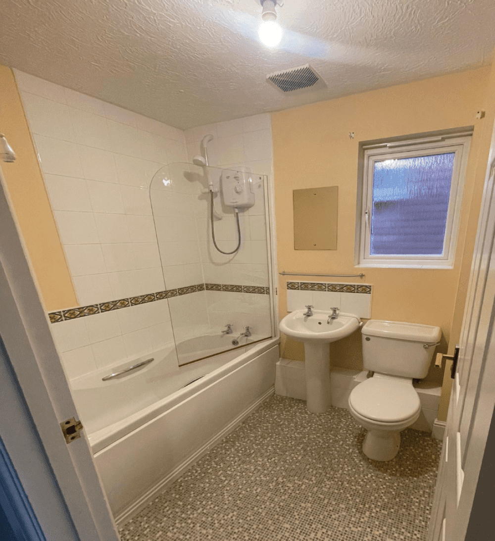 Mrs E, Wellington Before Bathroom