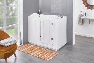 Compact walk-in bath for small bathrooms