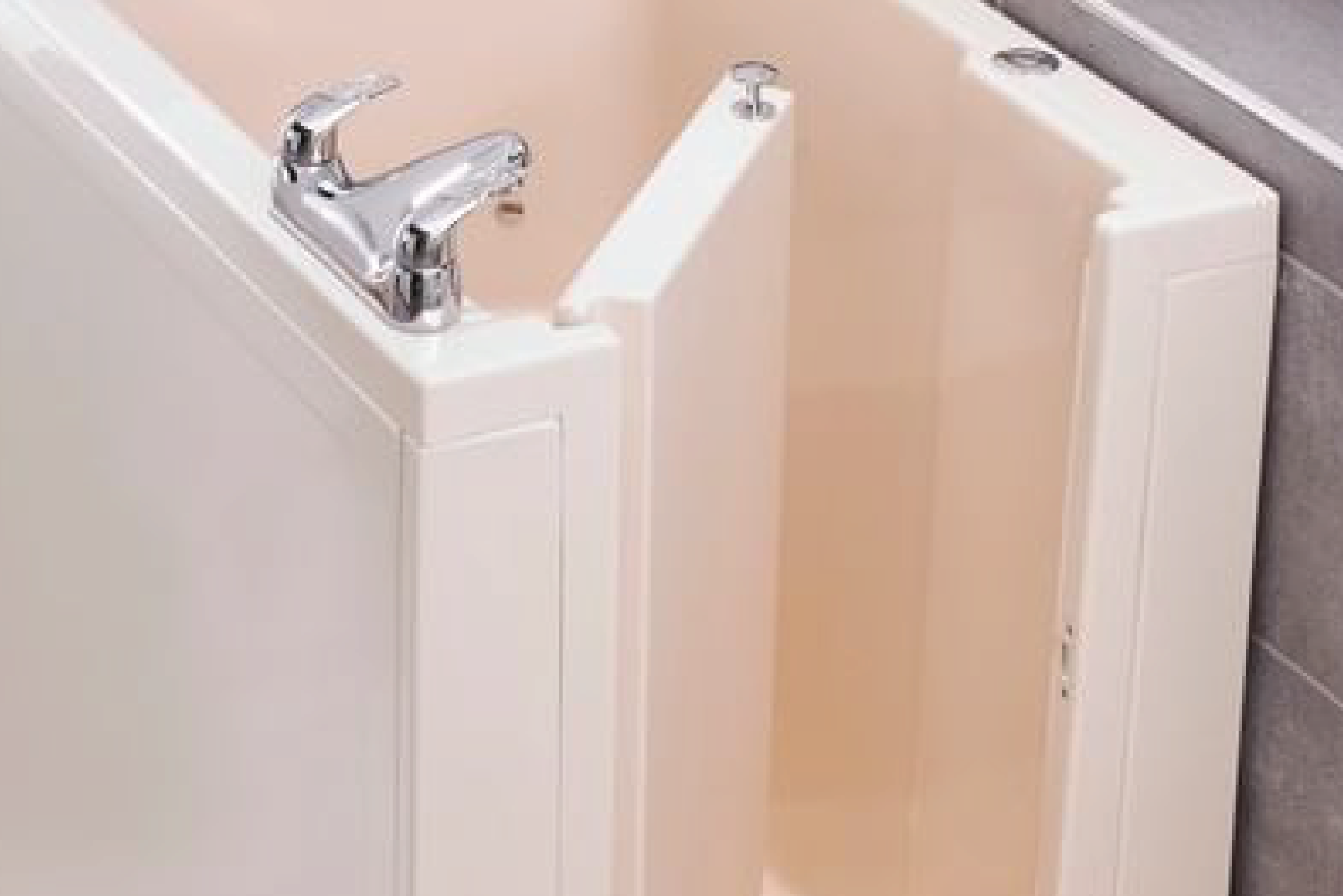 Gayton accessible lever latch system detail