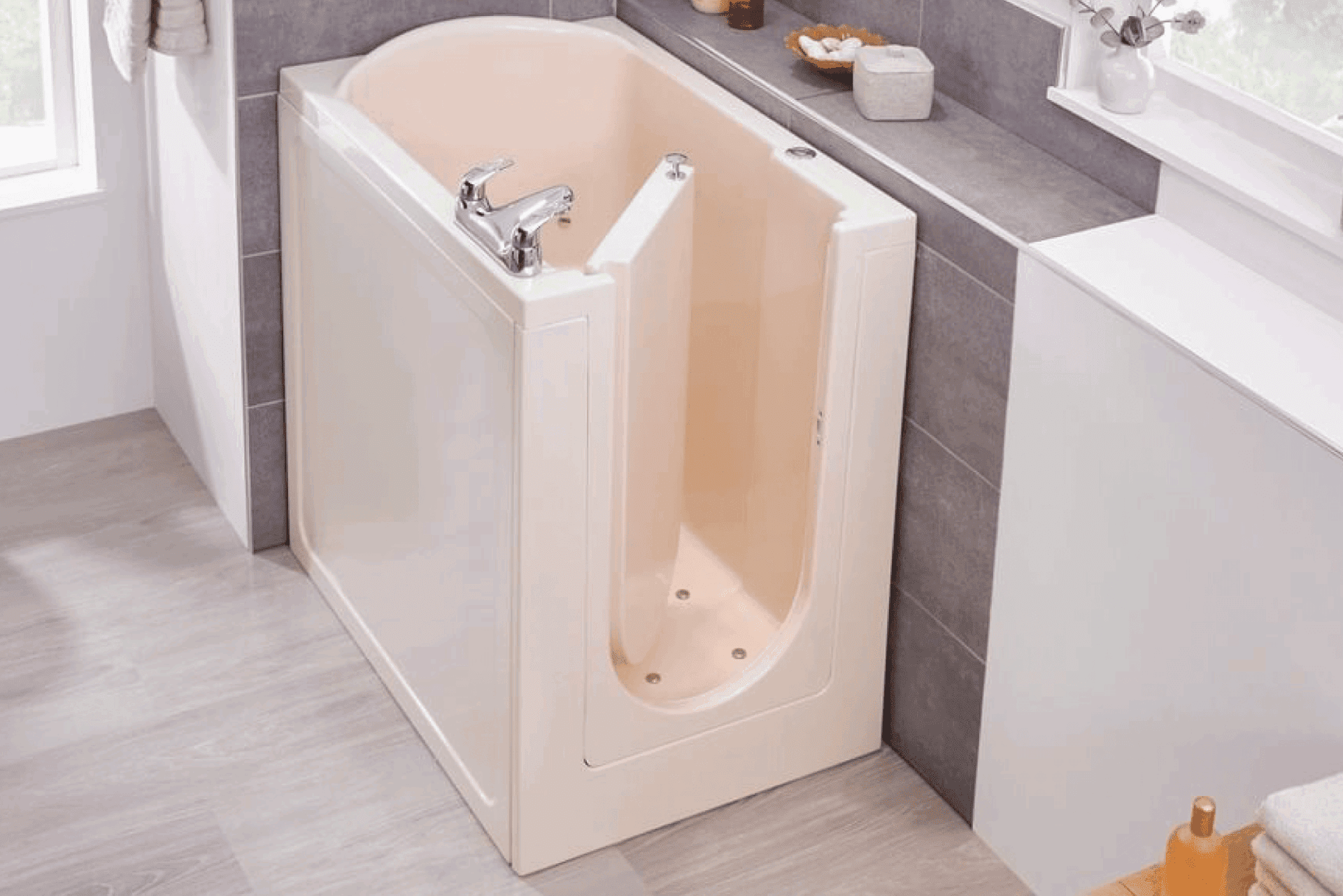 Gayton compact deep immersion detail