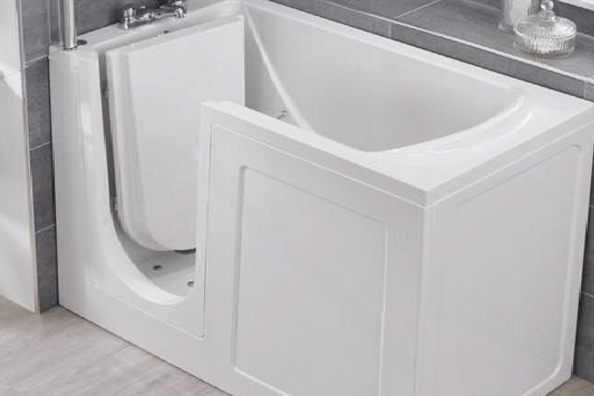 Sandringham easy-rise high seat detail