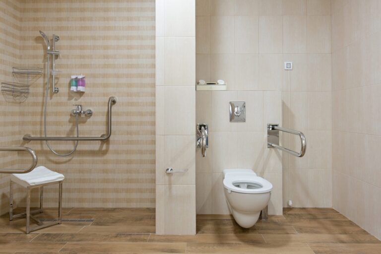 How To Adapt Bathrooms For Disabled People Ea Mobility