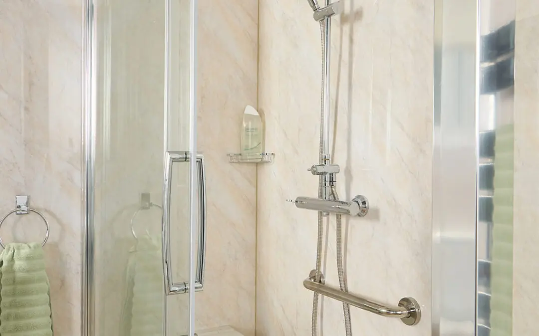 Walk-in Shower Layouts for Small Bathrooms