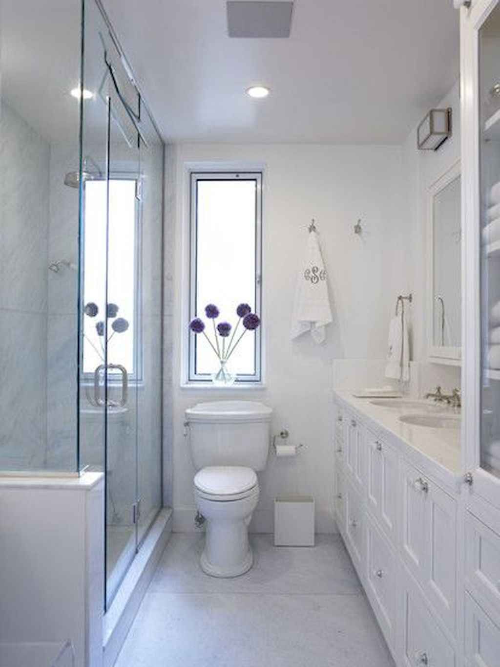 Narrow Bathroom Layouts that Maximise Space