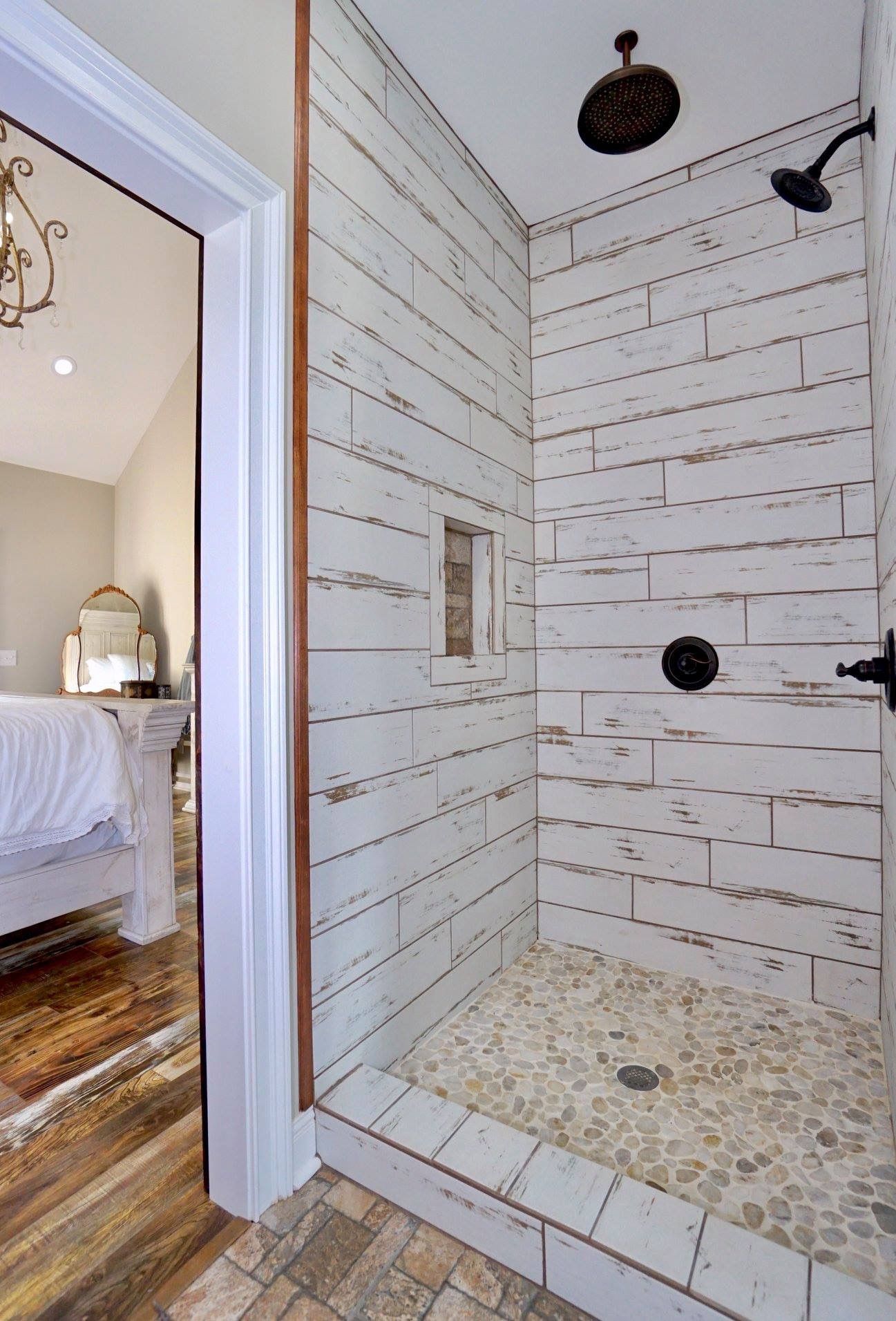 Rustic Walk-in Shower Layouts for a Cozy Feel